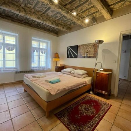 Historical Apartment With Balcony Πράγα Εξωτερικό φωτογραφία